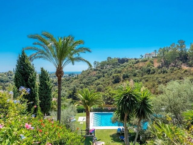 3 Bedrooms Apartment in Benahavís