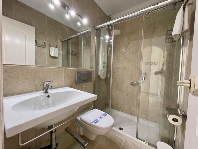 2 Schlafzimmer Reihenhaus in Calahonda