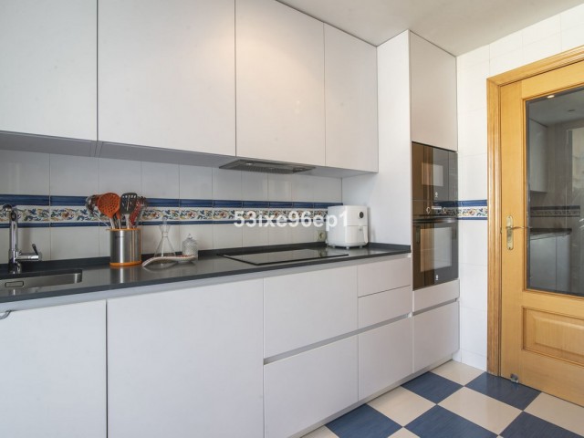 3 Bedrooms Apartment in Selwo