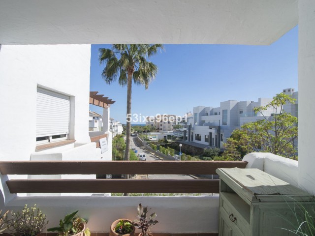 3 Bedrooms Apartment in Selwo