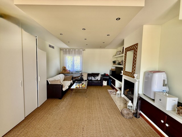 2 Bedrooms Apartment in Nagüeles