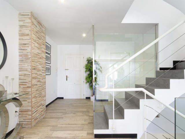 2 Bedrooms Townhouse in Puerto Banús