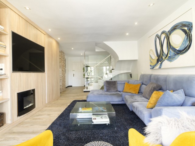 2 Bedrooms Townhouse in Puerto Banús