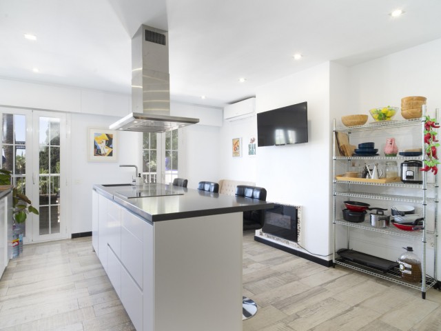 2 Bedrooms Townhouse in Puerto Banús