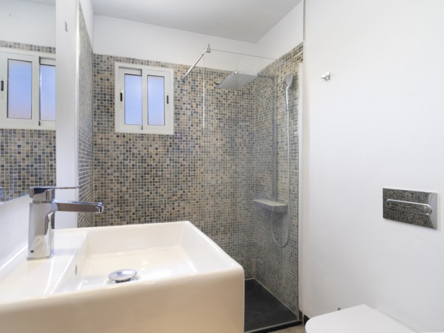 2 Bedrooms Townhouse in Puerto Banús