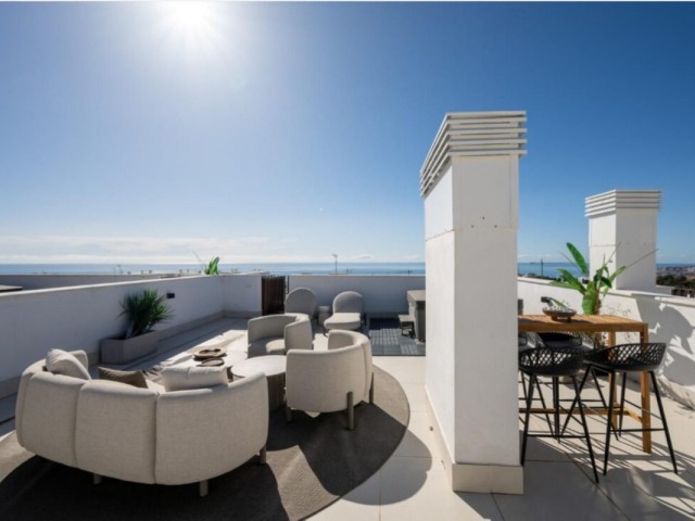Penthouse avec 2 Chambres  à Fuengirola