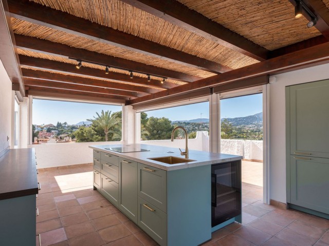 Penthouse in Nueva Andalucía