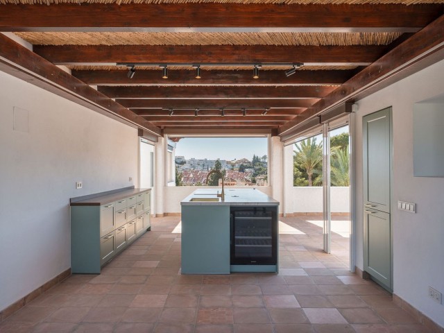 Penthouse in Nueva Andalucía