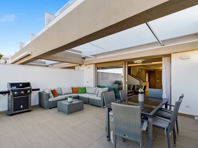 Maison mitoyenne avec 3 Chambres  à La Cala Golf