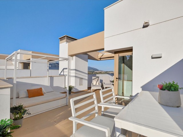 Maison mitoyenne avec 3 Chambres  à La Cala Golf