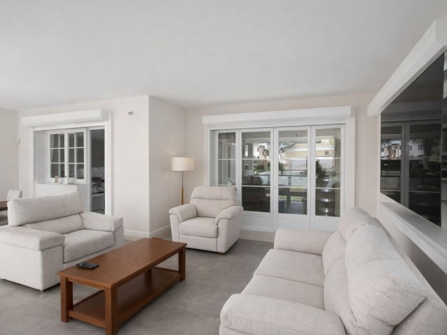 Villa avec 3 Chambres  à Elviria