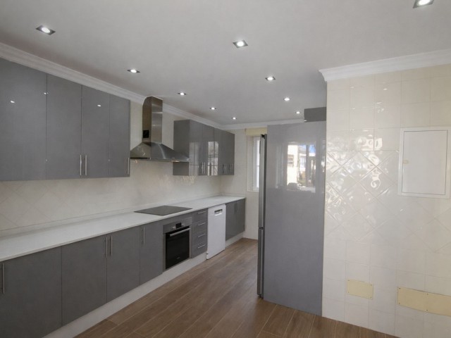 Villa avec 3 Chambres  à Elviria