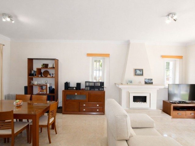 Villa avec 3 Chambres  à Elviria