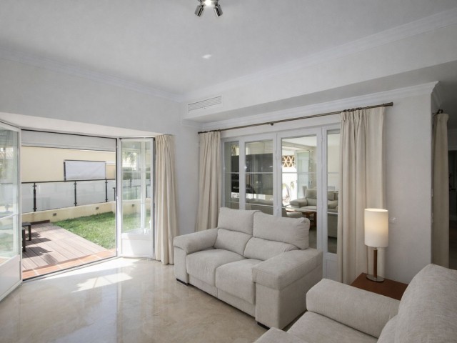 Villa avec 3 Chambres  à Elviria