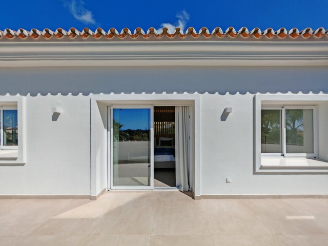 Villa avec 4 Chambres  à Elviria
