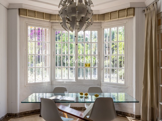 Villa avec 4 Chambres  à El Coto