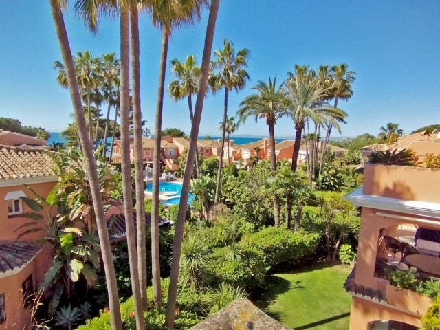 Appartement avec 4 Chambres  à New Golden Mile