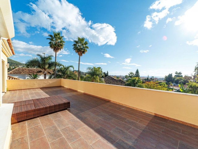 Villa avec 8 Chambres  à Marbella