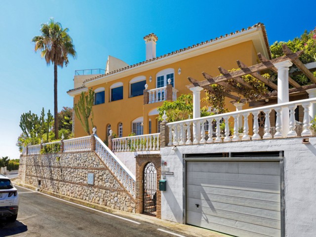 Villa avec 5 Chambres  à Torremuelle