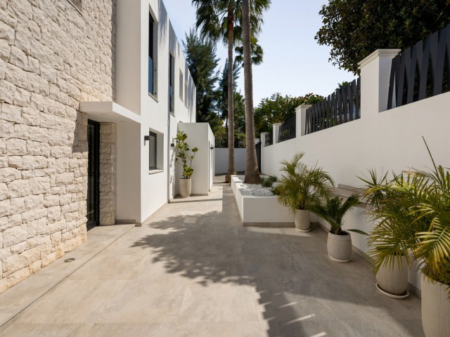 Villa avec 4 Chambres  à Las Brisas