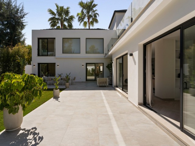 Villa avec 4 Chambres  à Las Brisas