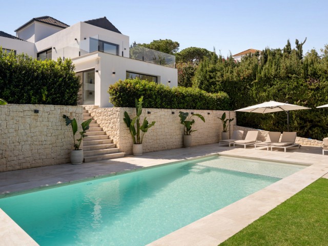 Villa avec 4 Chambres  à Las Brisas