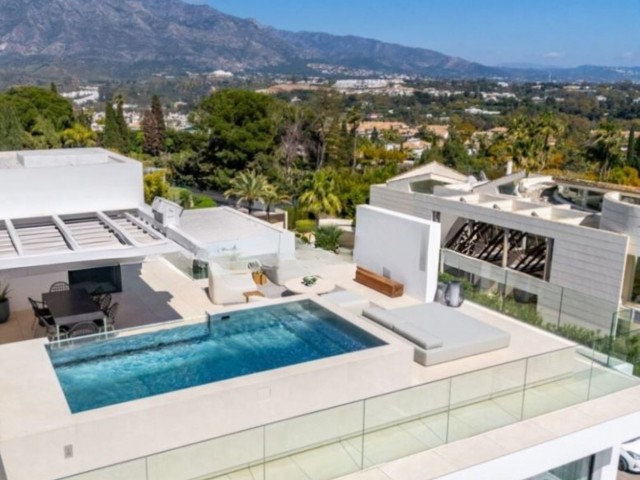 Villa, Nueva Andalucia