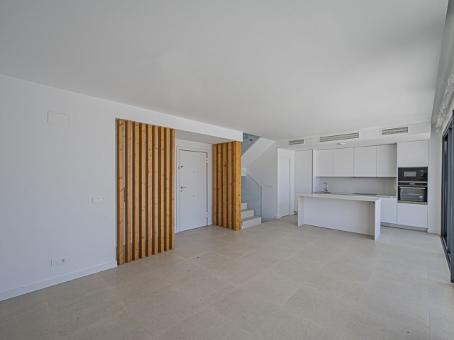 4 Bedrooms Villa in Atalaya