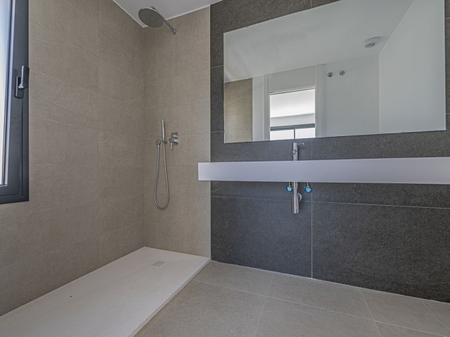 4 Bedrooms Villa in Atalaya