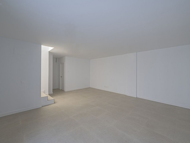 4 Bedrooms Villa in Atalaya