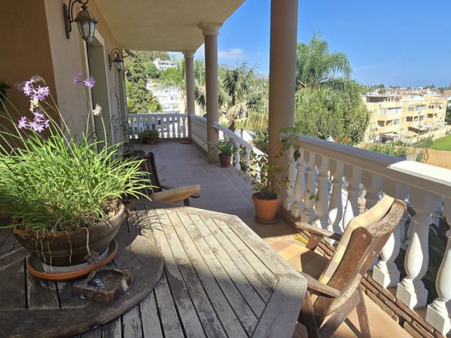 4 Bedrooms Villa in Sierrezuela