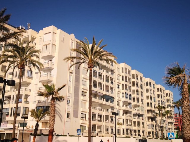 Apartment Fuengirola - R5350423