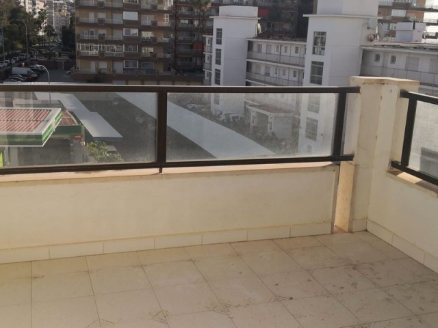 2 Bedrooms Apartment in Fuengirola