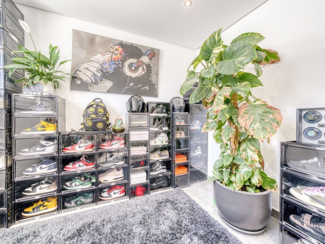 5 Bedrooms Villa in Estepona