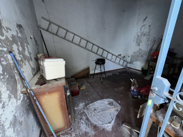 8 Bedrooms Townhouse in Estepona