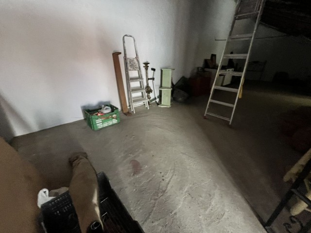 8 Bedrooms Townhouse in Estepona