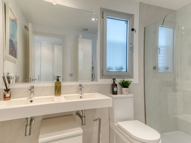 3 Bedrooms Apartment in Estepona