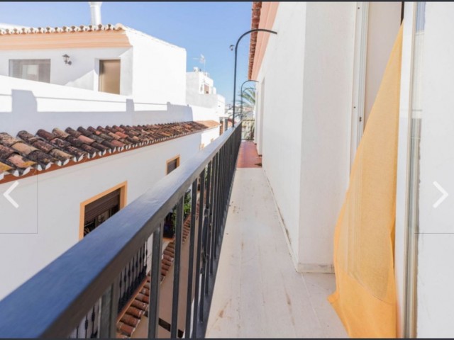 Maison mitoyenne avec 7 Chambres  à Marbella