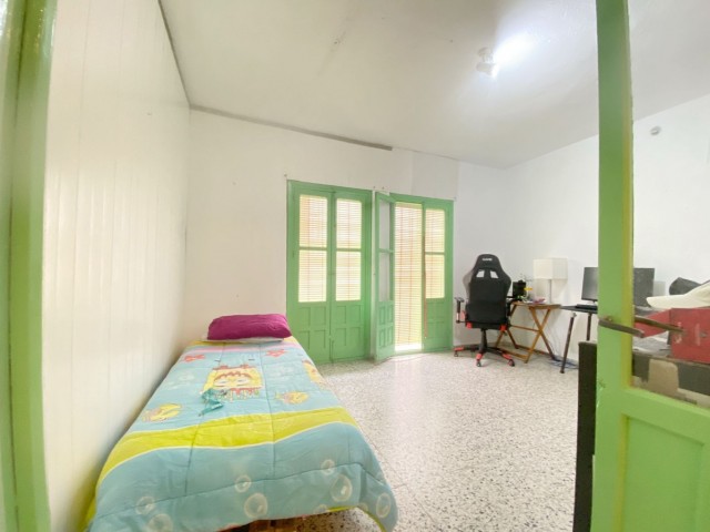 Maison mitoyenne avec 7 Chambres  à Marbella