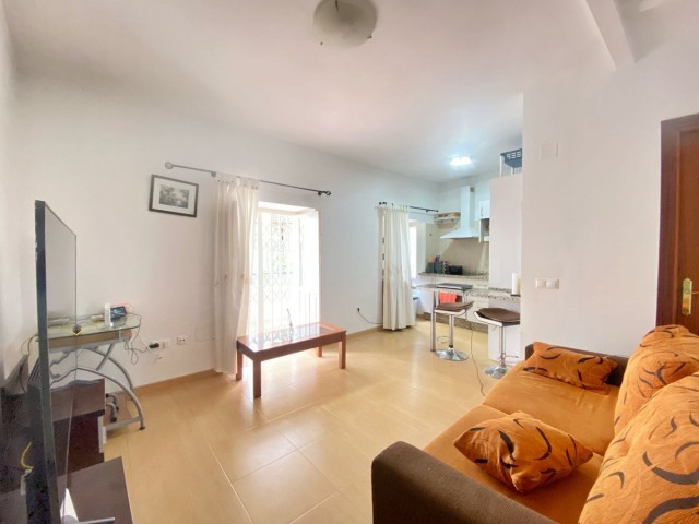 Maison mitoyenne avec 7 Chambres  à Marbella