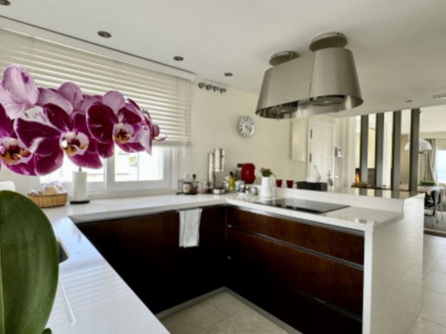 Penthouse in Estepona