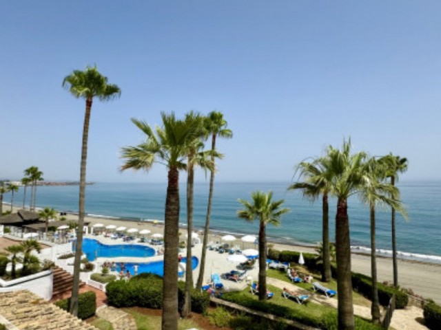 Penthouse in Estepona