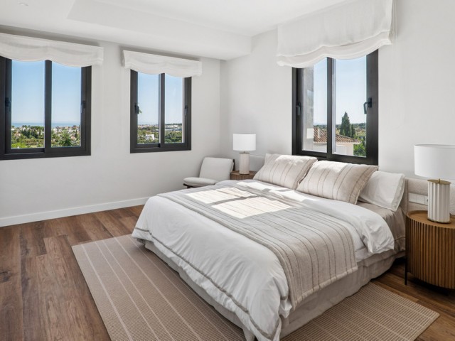 5 Bedrooms Villa in Nueva Andalucía