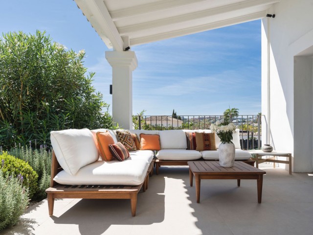 5 Schlafzimmer Villa in Nueva Andalucía