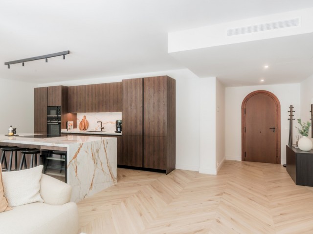 4 Soveroms Leilighet i The Golden Mile