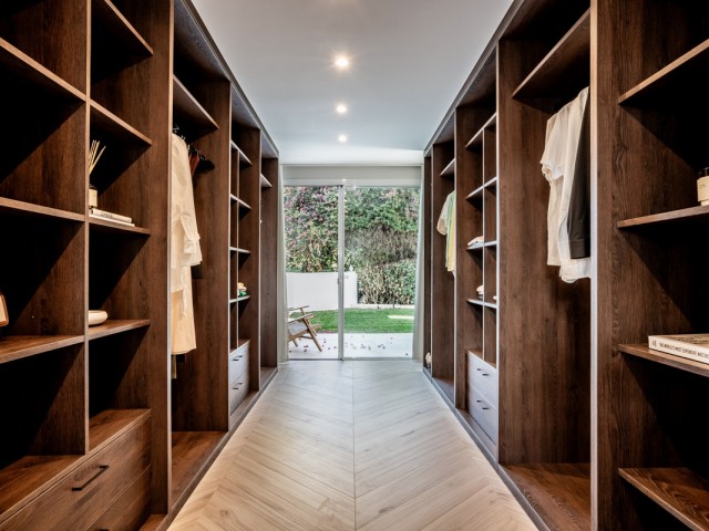 4 Soveroms Leilighet i The Golden Mile