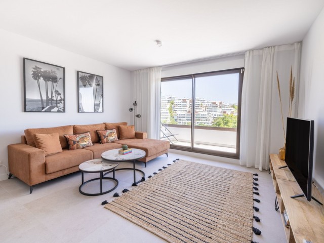 2 Schlafzimmer Apartment in Estepona