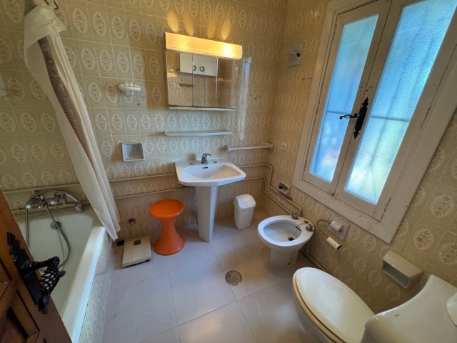 3 Sovrums Villa i Estepona