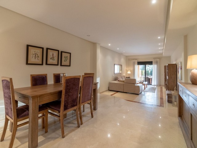 2 Schlafzimmer Apartment in Marbella