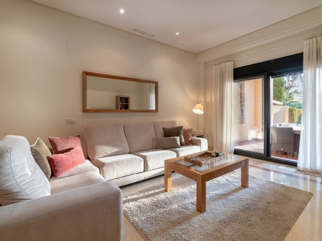 2 Schlafzimmer Apartment in Marbella